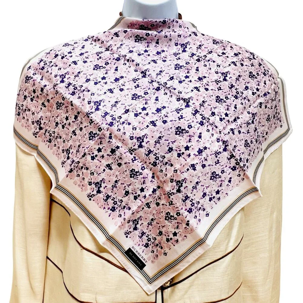New W/Tag Burberry   Miniscarf/handker 20"" Lavender Flora with Black Trim (72) - Picture 8 of 11